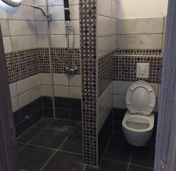 Apartamento 2 Dormitorios, Casa Selimi