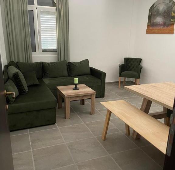 Suite 2 Dormitorios, Casa Selimi