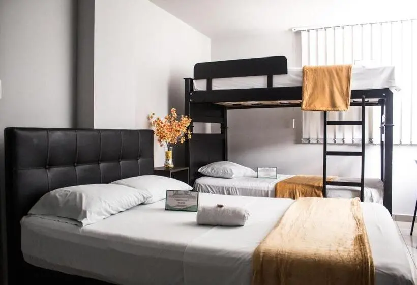 اتاق استاندارد سه نفره, Escorial Ibague