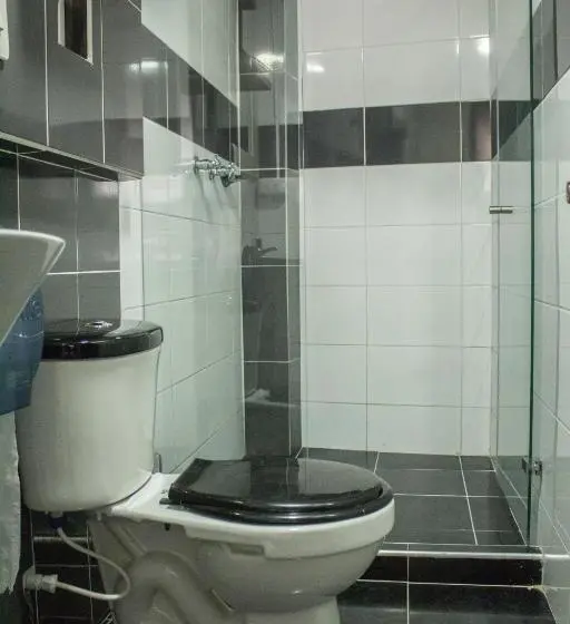 اتاق استاندارد چهار تخته, Escorial Ibague