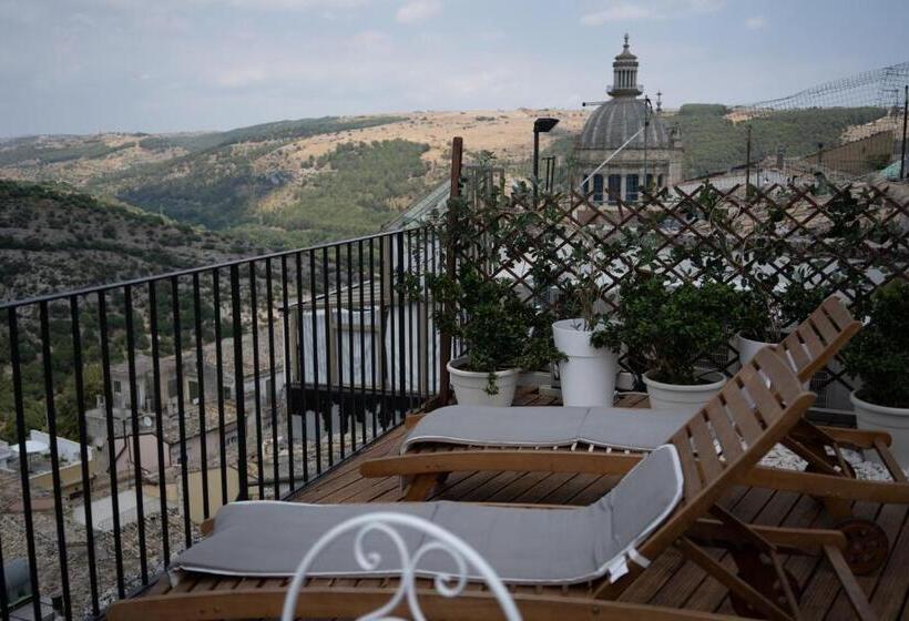 اتاق لوکس, Reusuite