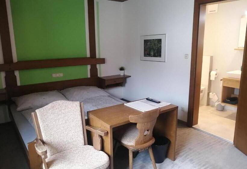 ファミリールーム, Gasthaus Schachinger