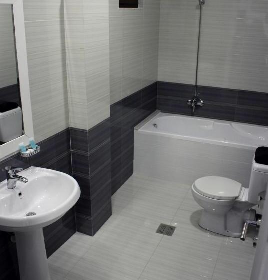 Standart Oda, Korcasmile