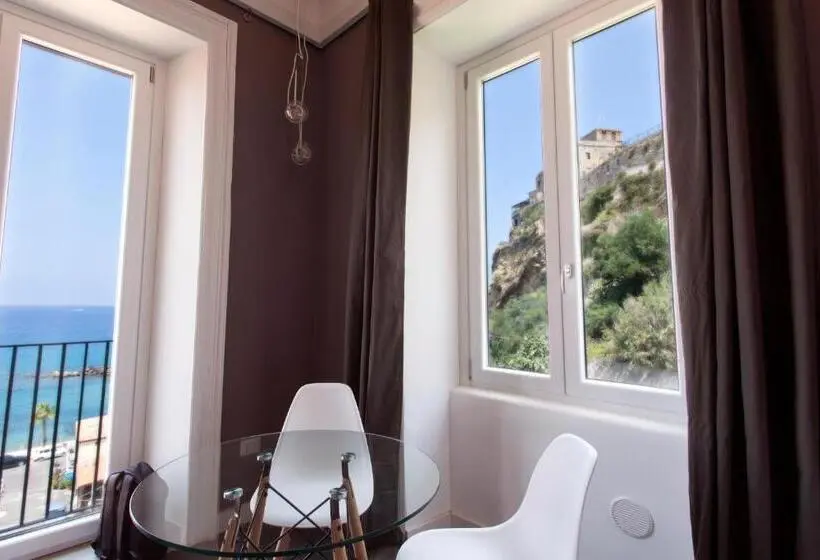 استودیوی استاندارد با چشم‌انداز دریا, Residenza Nausicaa   50 Meters From The Beach