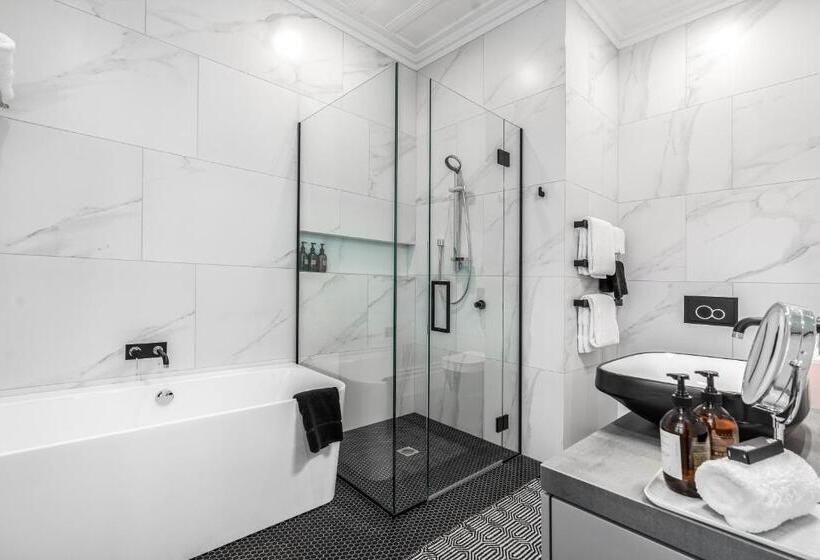 高级套房, Franklin38