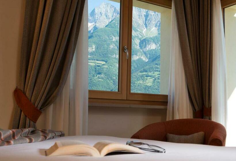 اتاق لوکس با بالکن, Le Petit Lievre