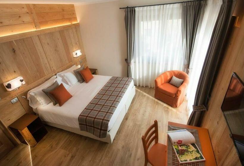 اتاق لوکس با بالکن, Le Petit Lievre