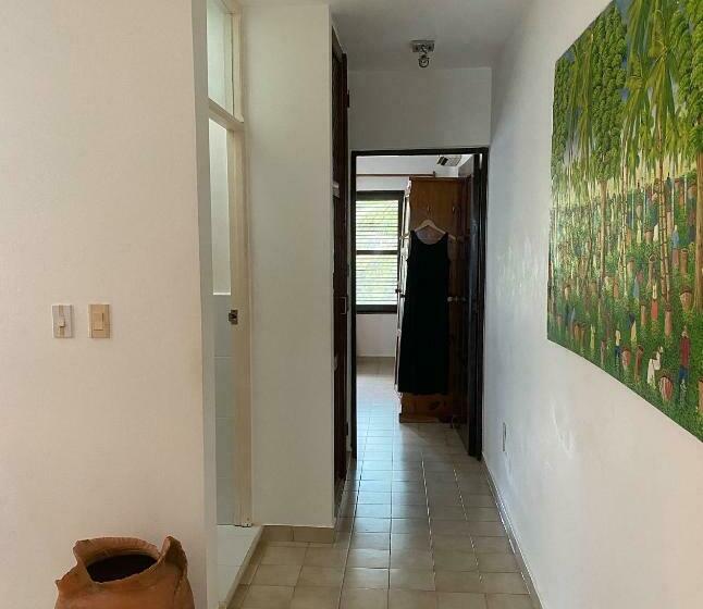 Дом 2 Спальни, Cabarete Beachfront Condos At Nanny Estate C 5