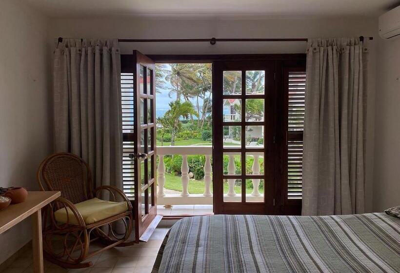 Дом 2 Спальни, Cabarete Beachfront Condos At Nanny Estate C 5
