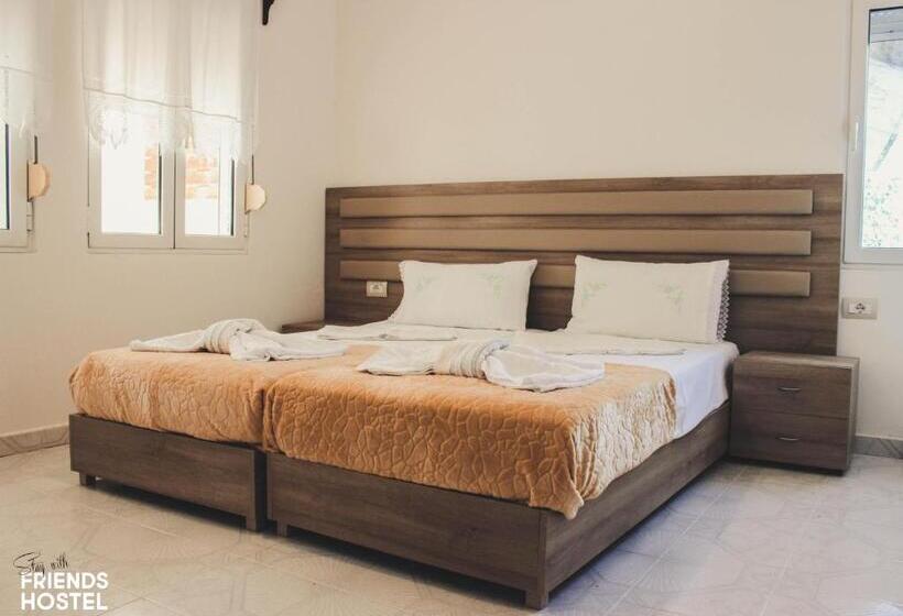 اتاق استاندارد با سرویس بهداشتی مشترک, Friends' Guesthouse & Hostel