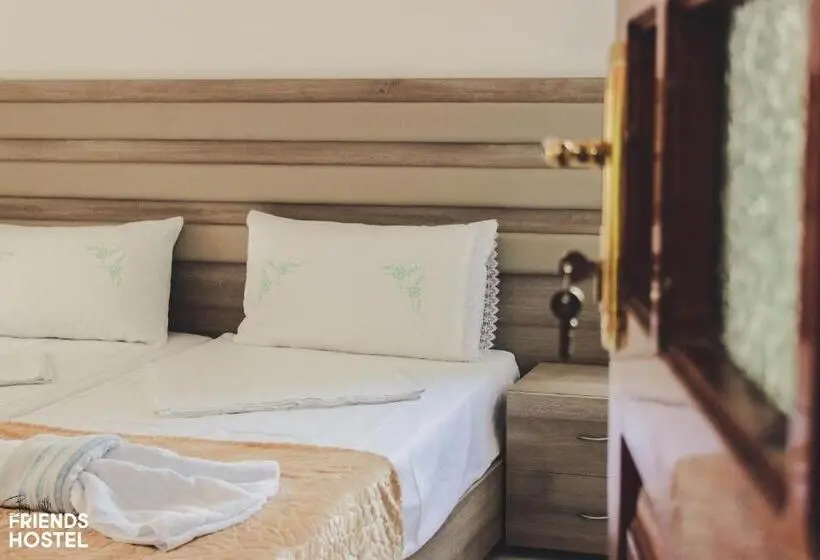 اتاق استاندارد با سرویس بهداشتی مشترک, Friends' Guesthouse & Hostel