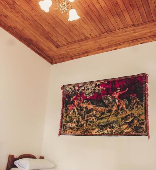 اتاق استاندارد چهار تخته, Friends' Guesthouse & Hostel