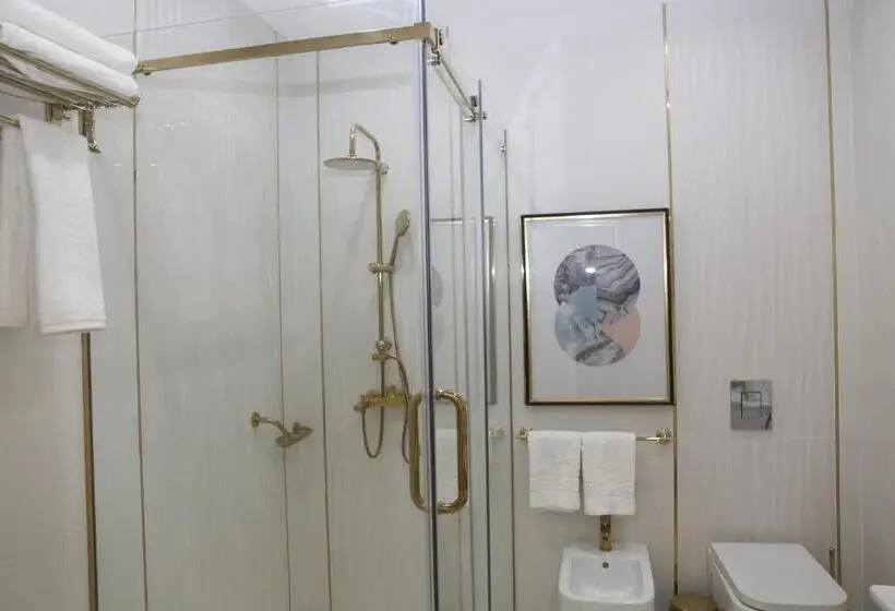 اتاق سوپریور با تخت بزرگ, Safir Business Hotel O