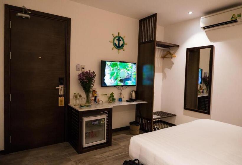 اتاق سوپریور با تخت بزرگ, Santori Hotel Da Nang Bay