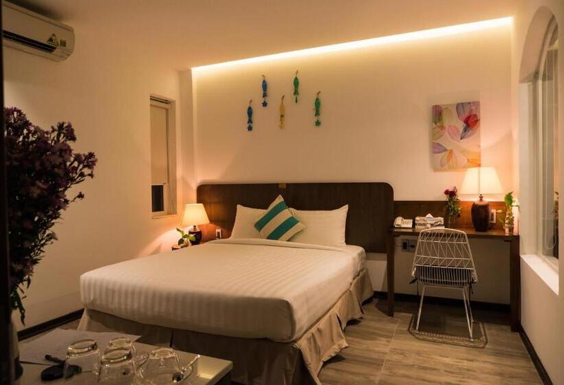 اتاق سوپریور با تخت بزرگ, Santori Hotel Da Nang Bay