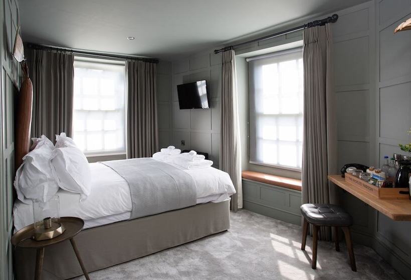 デラックスルーム, The Pickled Parson Of Sedgefield