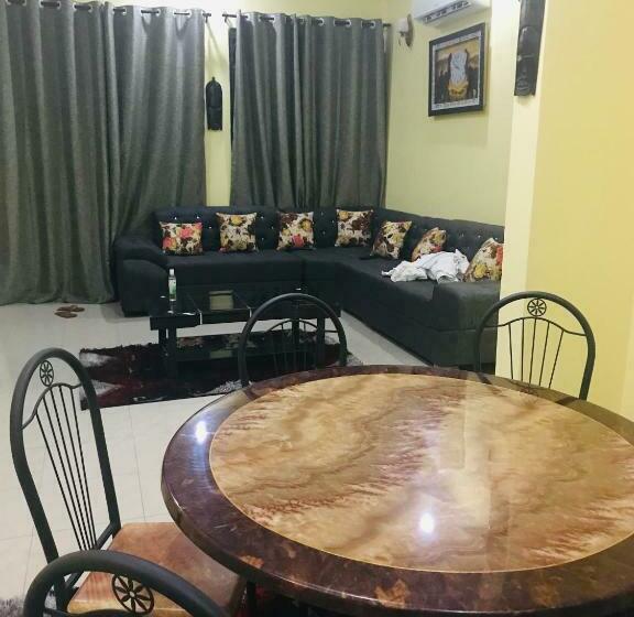 اتاق لوکس خانوادگی, Chibuba Airport Accommodation