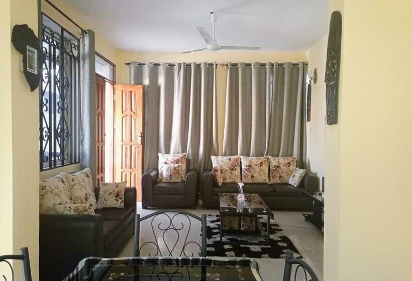 اتاق لوکس خانوادگی, Chibuba Airport Accommodation