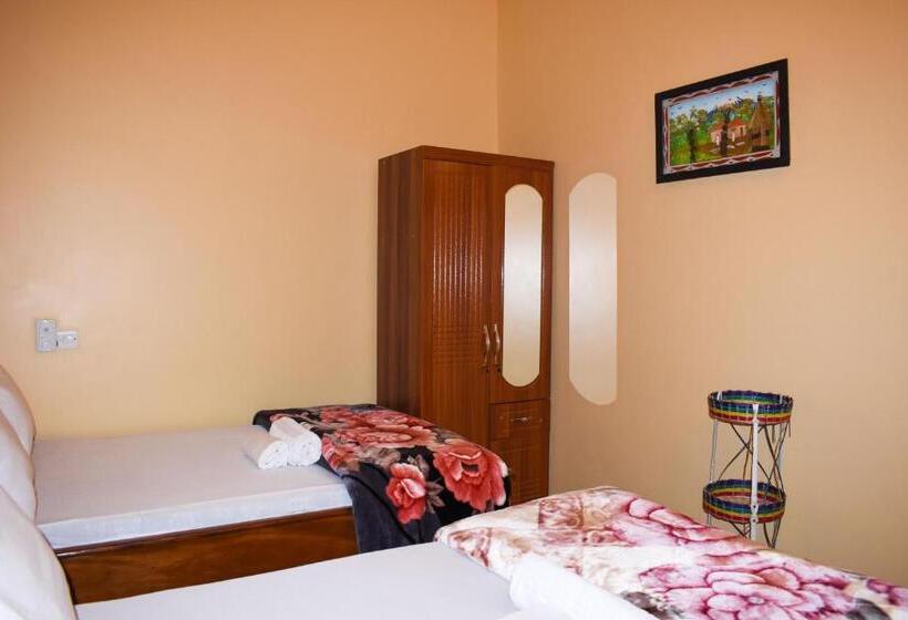 اتاق لوکس خانوادگی, Chibuba Airport Accommodation