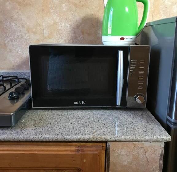 اتاق لوکس خانوادگی, Chibuba Airport Accommodation