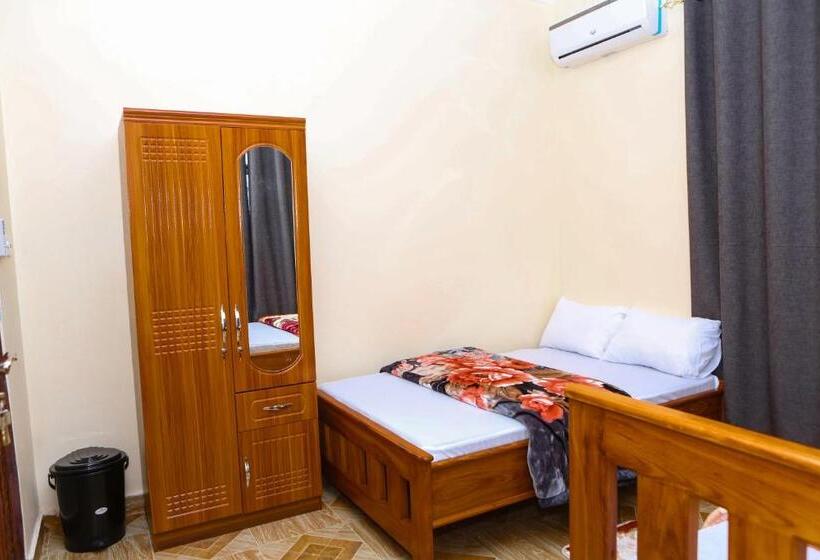 بنگله خانوادگی, Chibuba Airport Accommodation