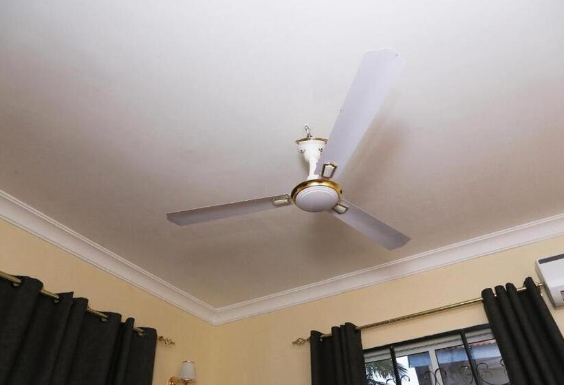 سوییت خانوادگی, Chibuba Airport Accommodation