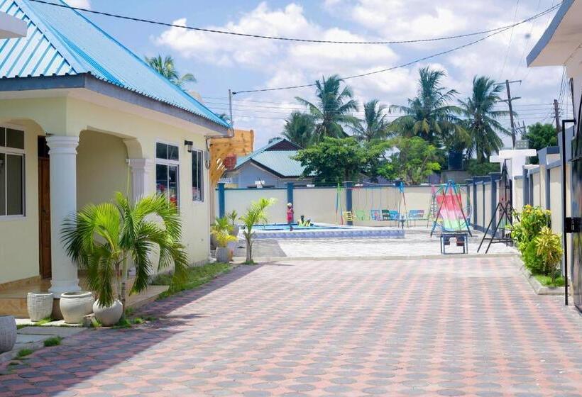 سوییت خانوادگی, Chibuba Airport Accommodation