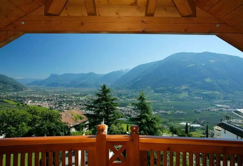 Superior-huone Parveke, Small Hotel Sonne