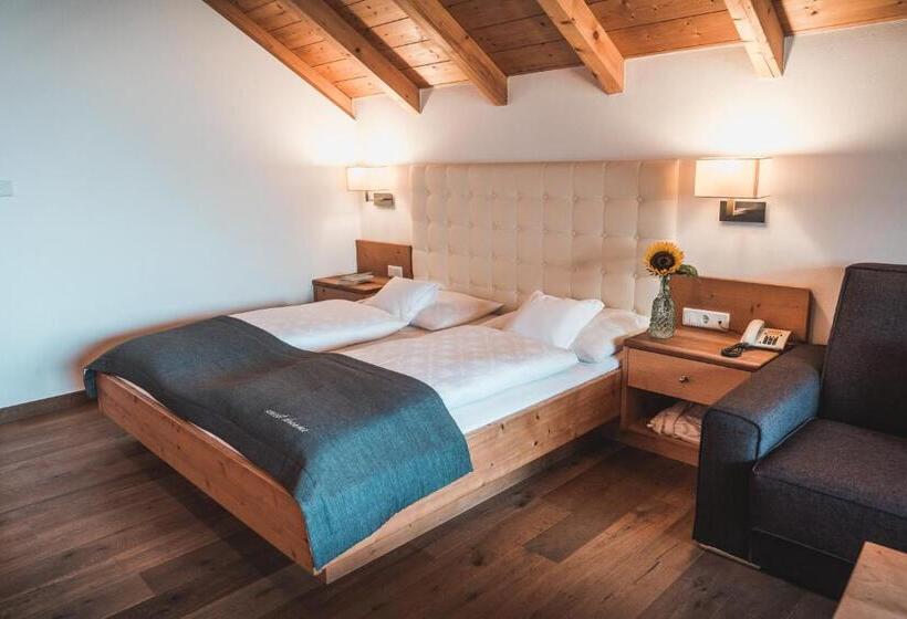 Номер Superior с Балконом, Small Hotel Sonne