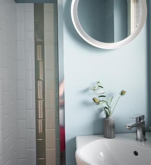 اتاق استاندارد, I Registi