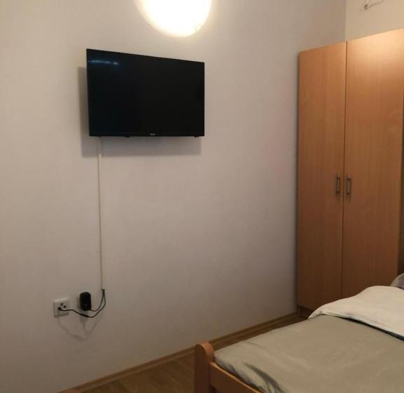 스탠다드 트리플 룸, Apartmani Liberan Neum