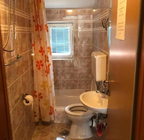 اتاق استاندارد با تراس, Apartmani Liberan Neum