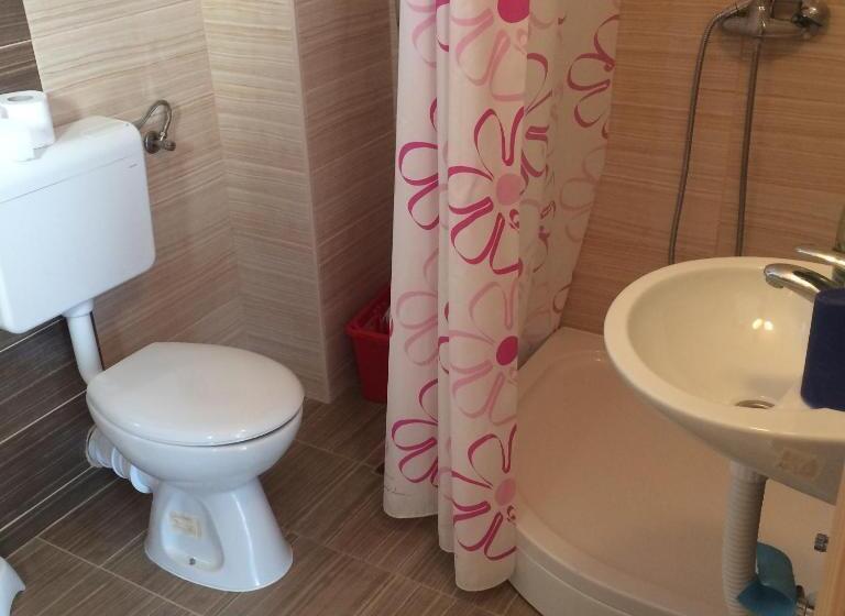 침실 1개 아파트, Apartmani Liberan Neum