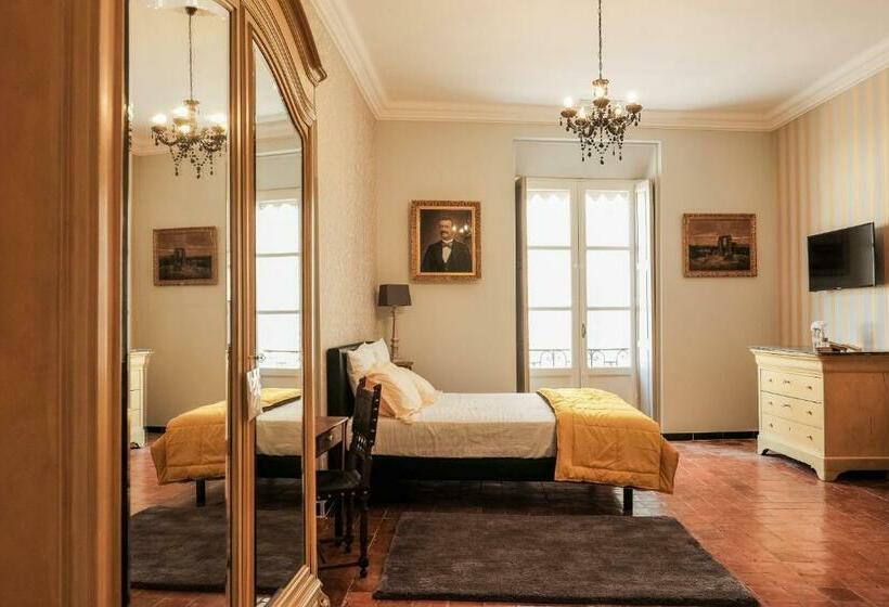 Номер Deluxe, Les Suites De Peyrat