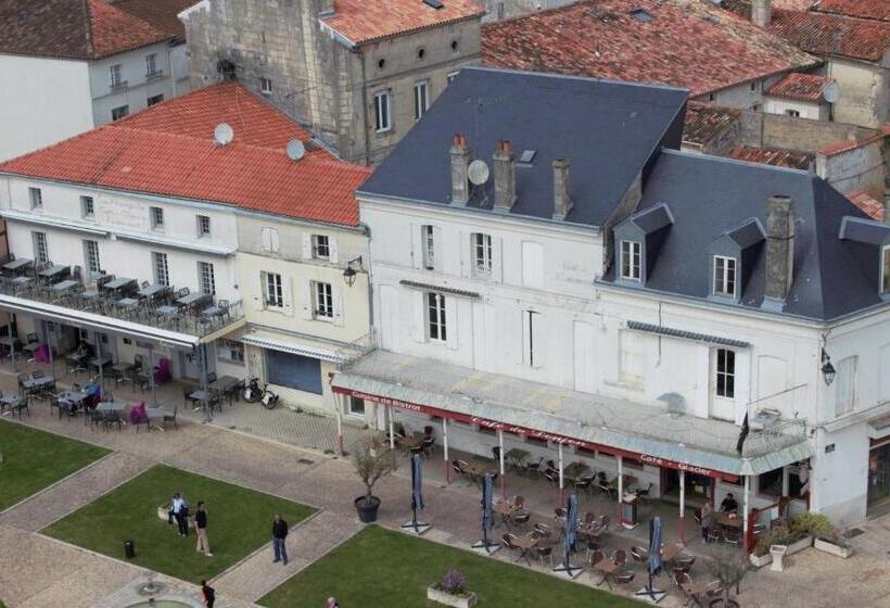 标准间, Saint James House