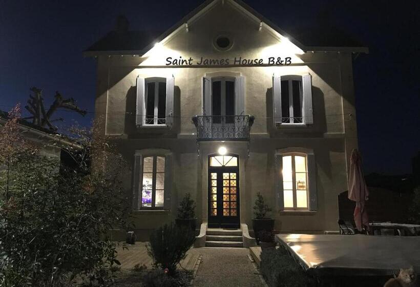 标准间, Saint James House