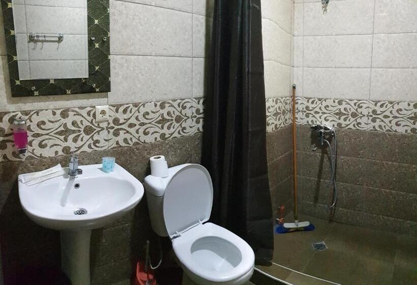 اتاق استاندارد سه تخته با بالکن, Bellmar