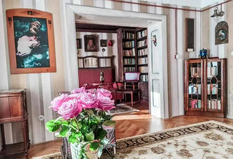 آپارتمان لوکس 1 خوابه, Divna Pani Luxury Gallery Rooms
