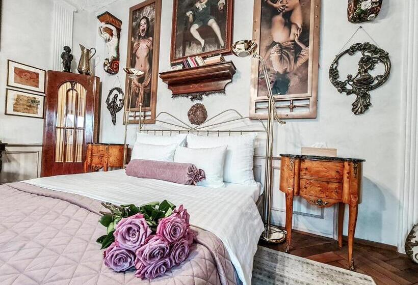 غرفة ديلوكس سرير كينج, Divna Pani Luxury Gallery Rooms