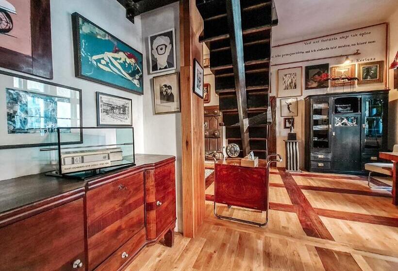 스탠다드 룸 킹사이즈 침대, Divna Pani Luxury Gallery Rooms