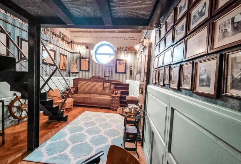 غرفة ديلوكس سرير كينج, Divna Pani Luxury Gallery Rooms