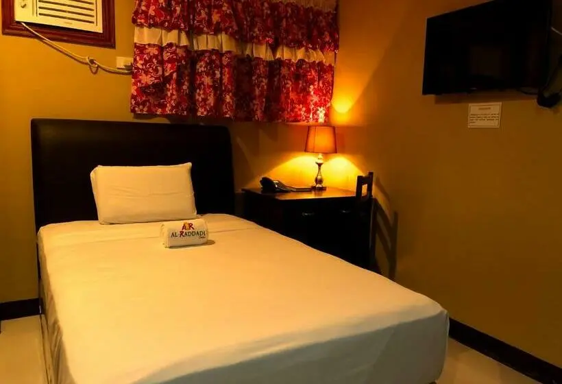 اتاق استاندارد یک نفره, Al Raddadi Suites