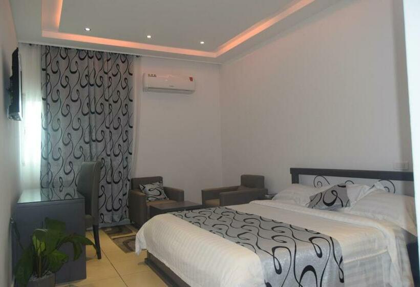 اتاق سوپریور, Miliet