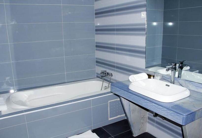 سوییت جونیور, Miliet