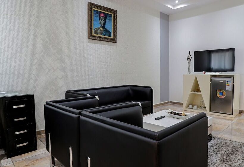 سوییت جونیور, Miliet