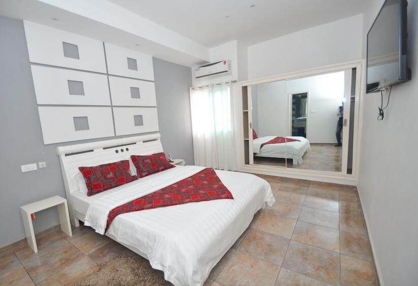 سوییت جونیور, Miliet