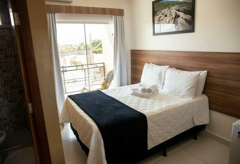 带阳台的豪华间, Pousada Araras