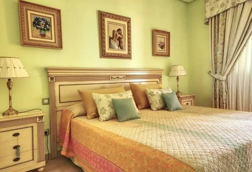 Suite with Terrace, La Colina