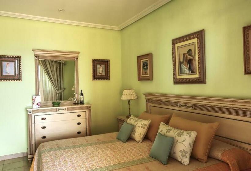 テラス付スイート, La Colina