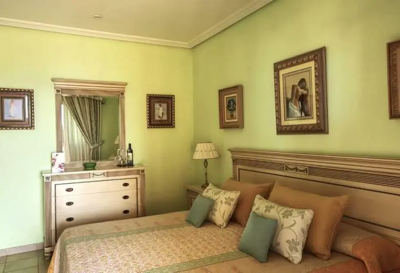 Suite with Terrace, La Colina